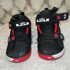RESERVED -DO NOT BUY Nike Toddler Basketball Sneaker Boys 8C